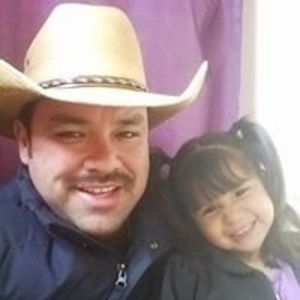 Meet your Posher, Claudia